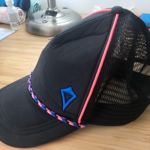 ivivva by lululemon baseball hat - Picture 1 of 2